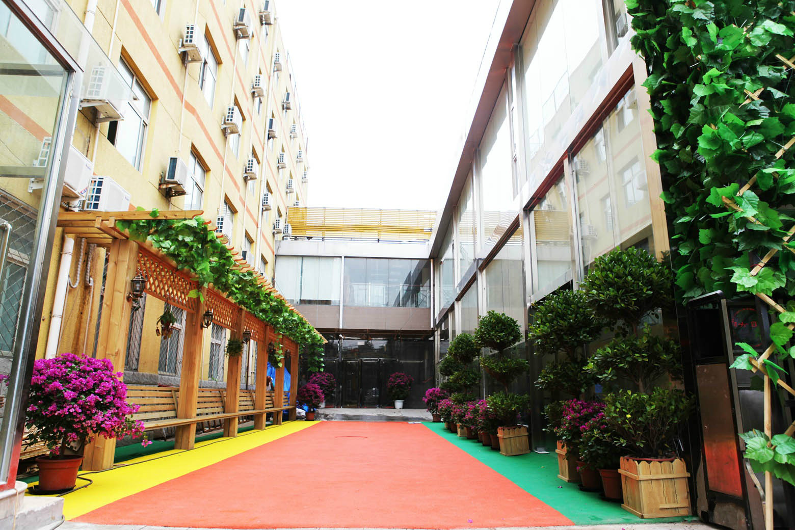 北京市豐臺區東鐵匠營街道光彩養老照料中心 北京市豐臺區東鐵匠營街道光彩養老照料中心