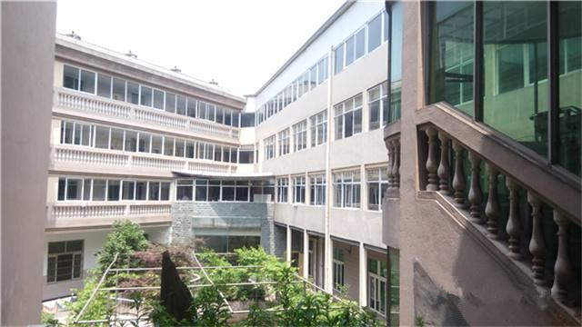 杭州余杭區華臨山莊老年公寓