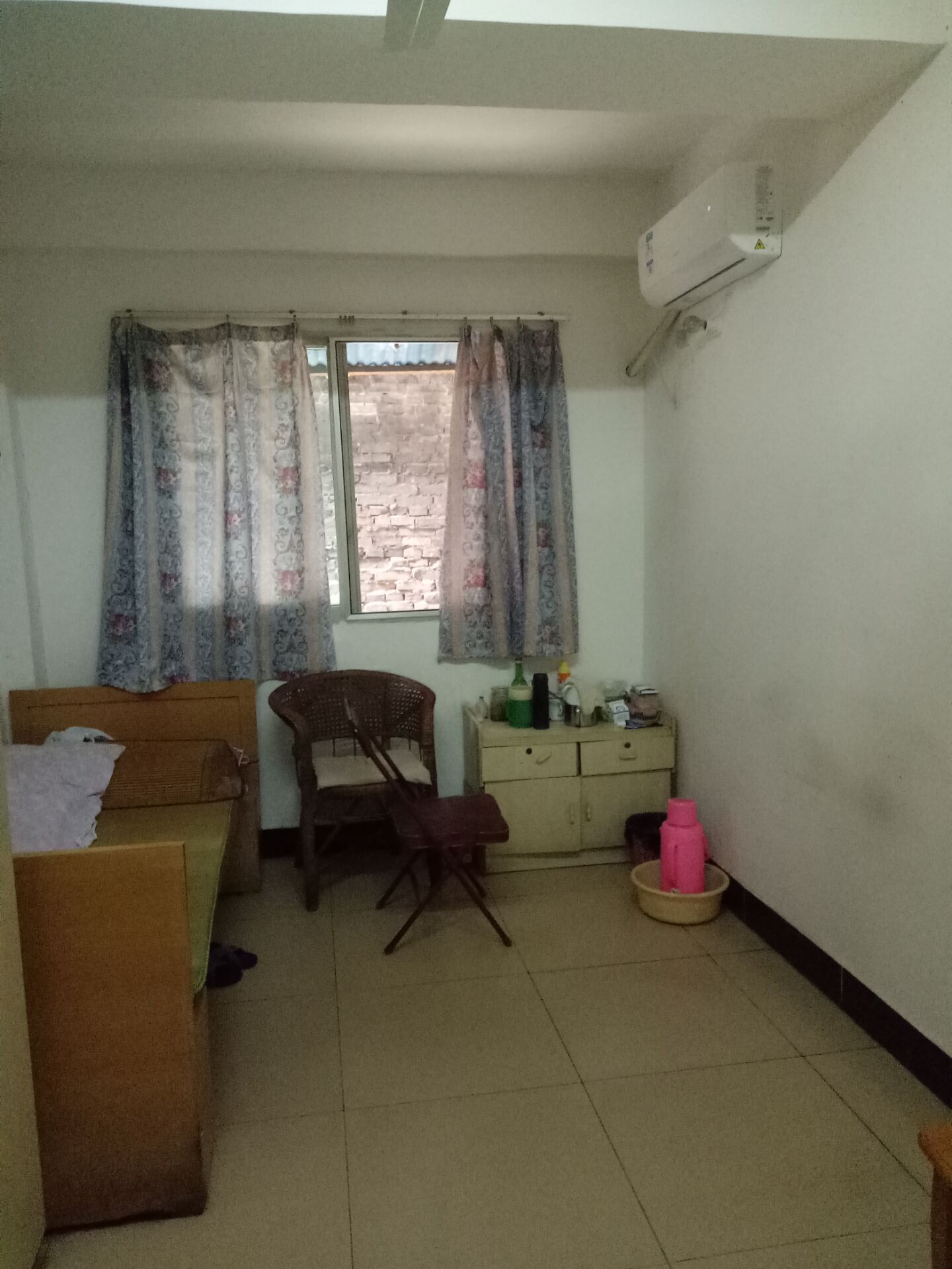 重慶市渝中區曾家巖敬老院