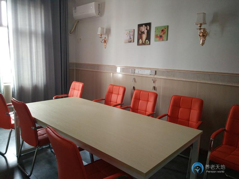 中鐵建業—九九頤家康養中心 中鐵建業—九九頤家康養中心