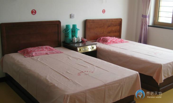 東港市榮泰老年公寓 東港市榮泰老年公寓