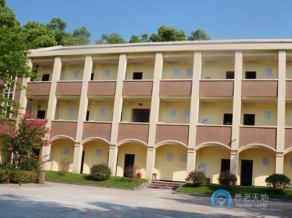 長壽綠松苑養老公寓