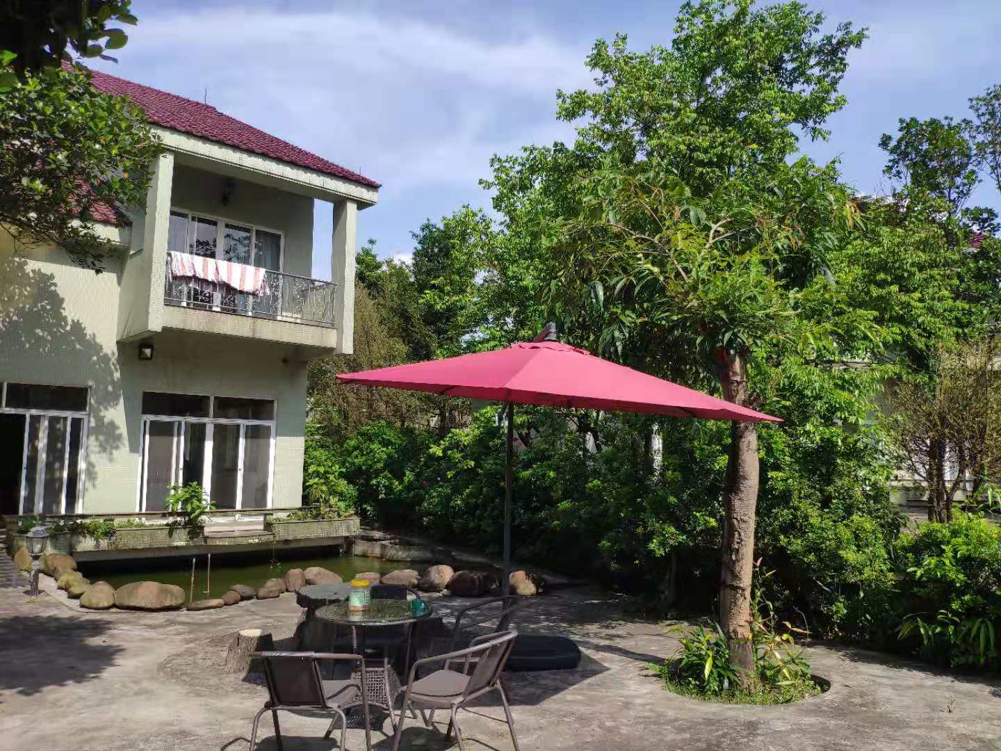 江門銀湖養(yǎng)老院 江門銀湖養(yǎng)老院