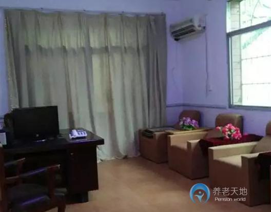 江西省萍鄉(xiāng)市安源區(qū)鳳凰老年公寓 江西省萍鄉(xiāng)市安源區(qū)鳳凰老年公寓