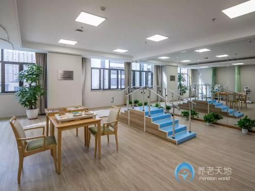 龍湖椿山萬(wàn)樹(shù)上海閔行頤年公寓(暫停運(yùn)營(yíng)) 龍湖椿山萬(wàn)樹(shù)上海閔行頤年公寓(暫停運(yùn)營(yíng))