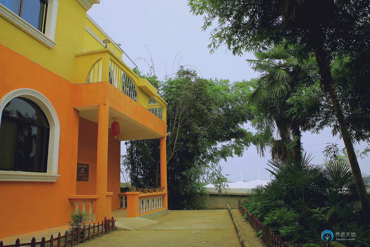 木蘭湖銀齡養(yǎng)老公寓 木蘭湖銀齡養(yǎng)老公寓