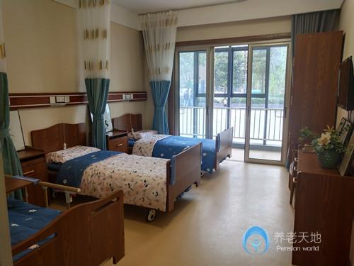 榮華銀齡馨家（蓮湖區養老服務中心）