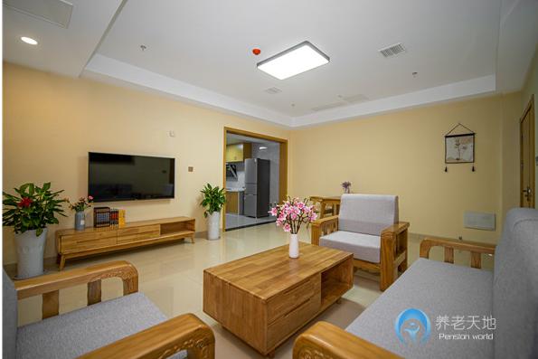 九江頤和賽城湖康養(yǎng)中心 九江頤和賽城湖康養(yǎng)中心