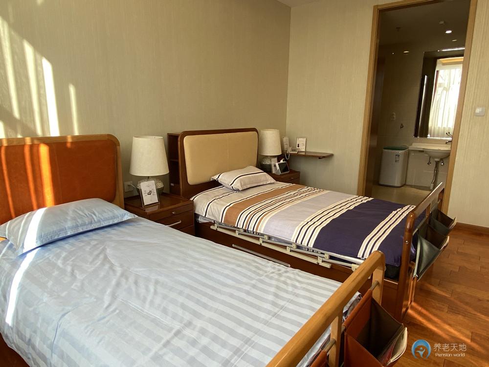 北京房山區(qū)小康之家養(yǎng)老長陽公園中心 北京房山區(qū)小康之家養(yǎng)老長陽公園中心