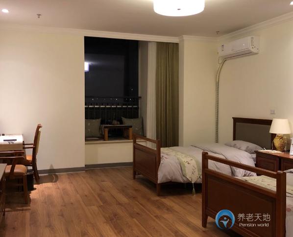 重慶遠洋椿萱茂（重慶園博園）老年公寓