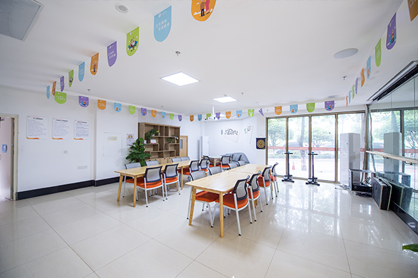 雙龍湖街道社區養老服務中心 雙龍湖街道社區養老服務中心