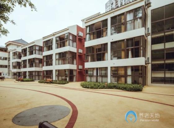 迪馬常青社慈喜老年公寓(龍塔街道社區(qū)養(yǎng)老服務(wù)中心) 迪馬常青社慈喜老年公寓(龍塔街道社區(qū)養(yǎng)老服務(wù)中心)
