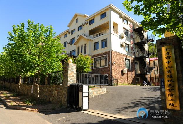 1522113068972047853.jpg 1522113068972047853.jpg