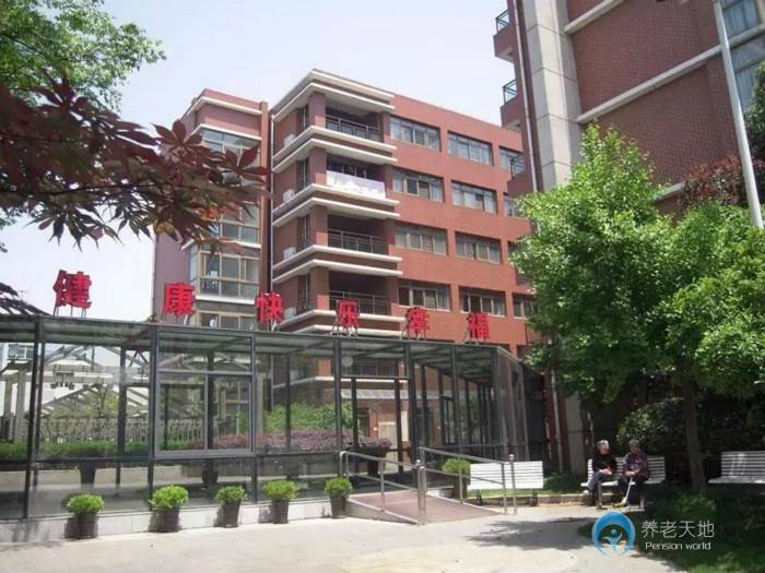 1524903734778096034.jpg 1524903734778096034.jpg