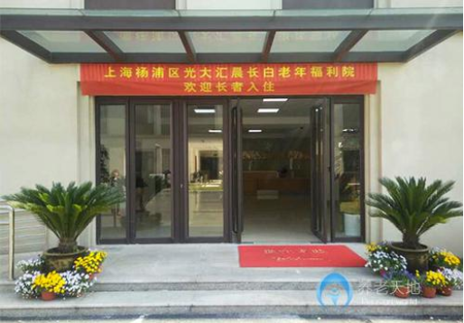 1565691915201032307.png 2.png