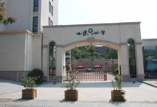 1569488353464068306.png 4.png