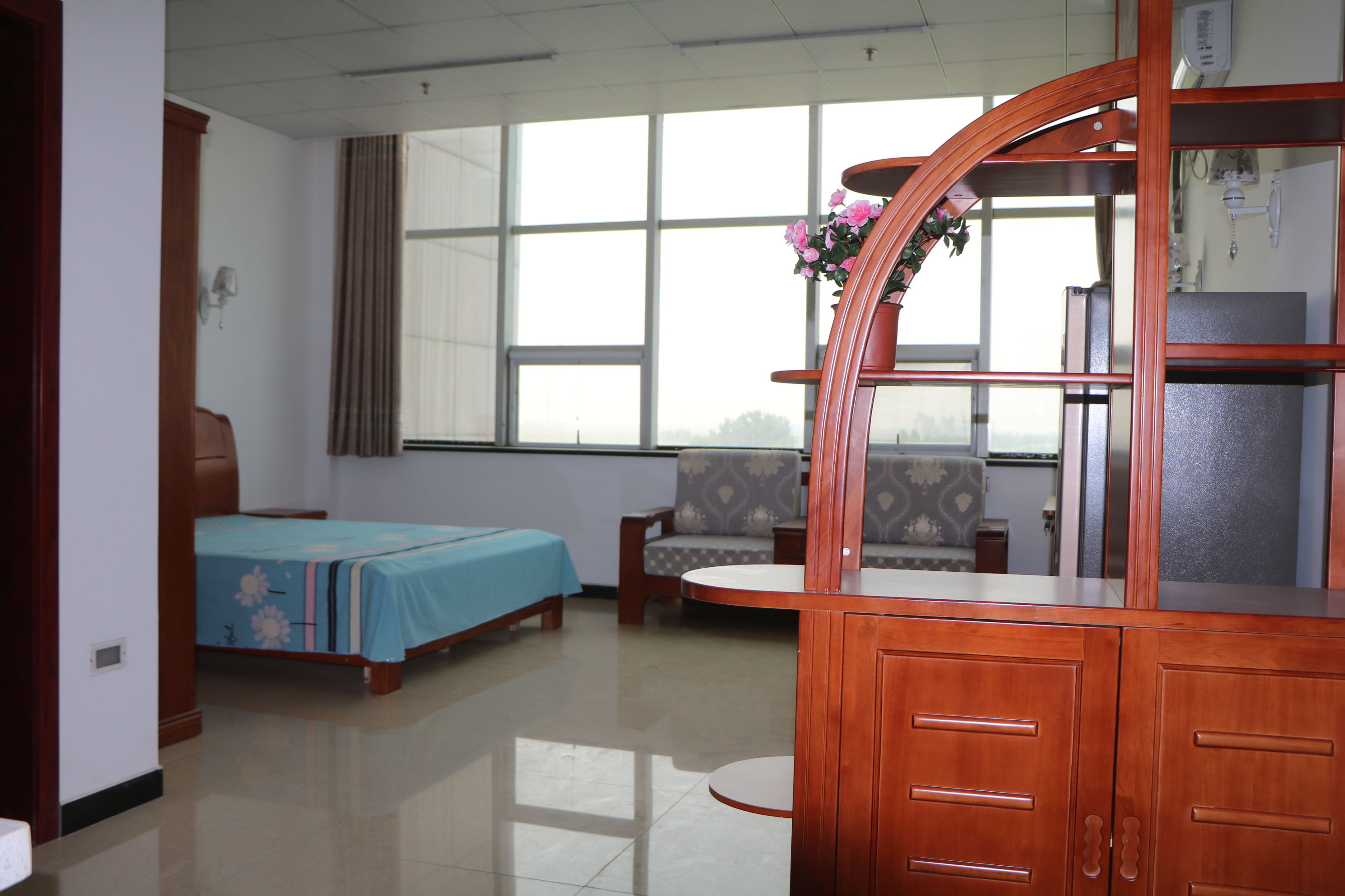 1571119090239077801.jpg 1571119090239077801.jpg