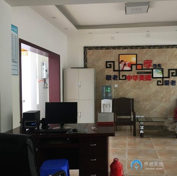 1586930380515013839.jpg 1586930380515013839.jpg