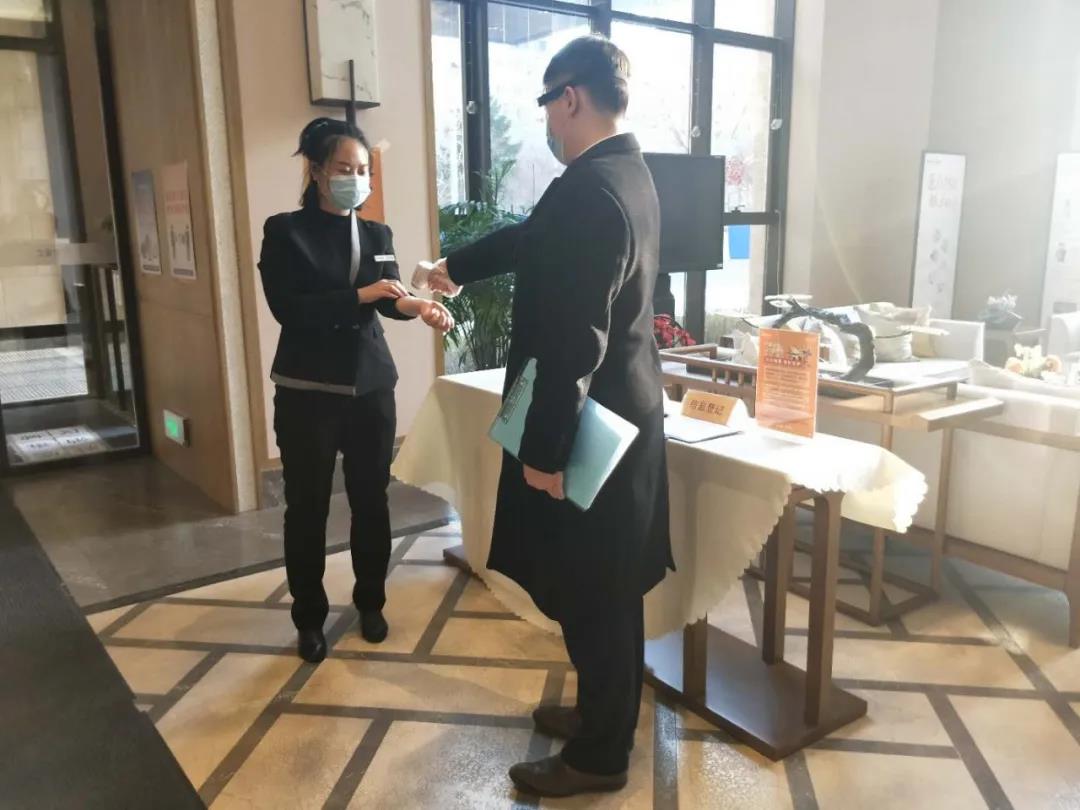 1587950123014017578.jpg 1587950123014017578.jpg