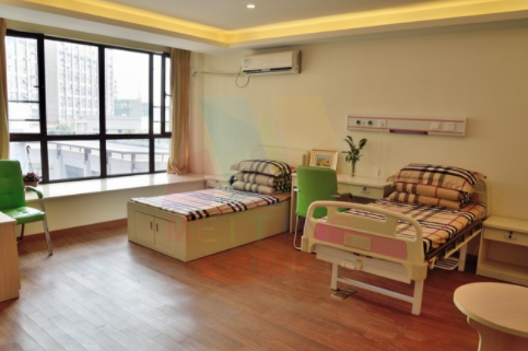 1611286496690074368.png image.png