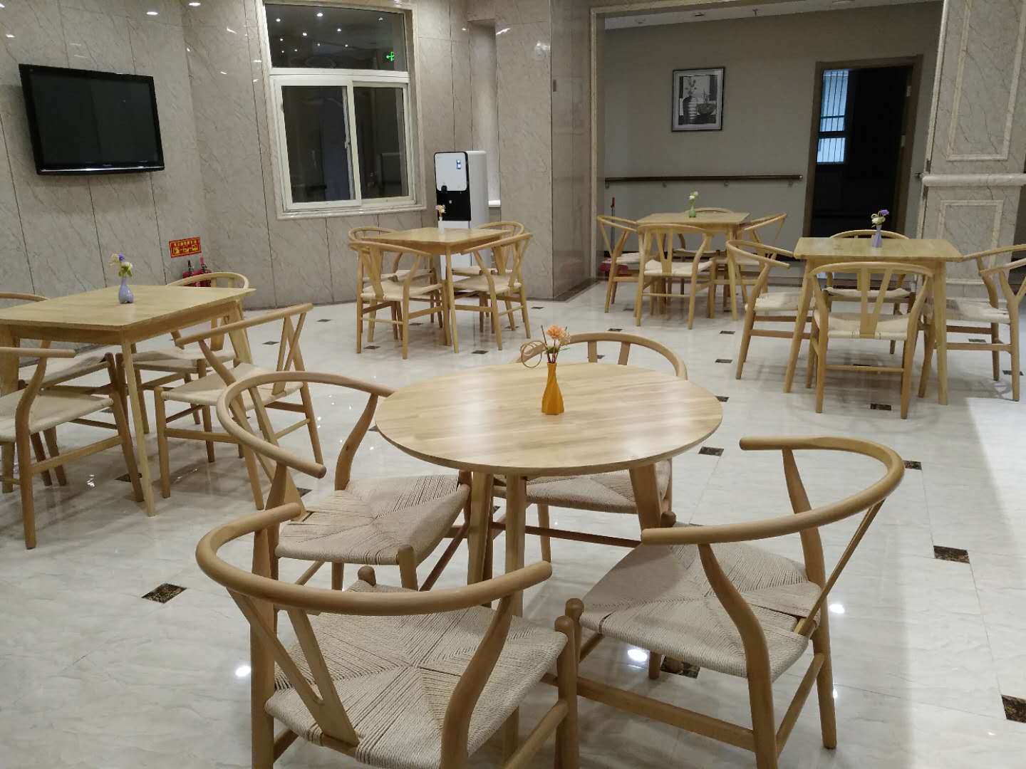 1629431401569037171.jpg 1629431401569037171.jpg