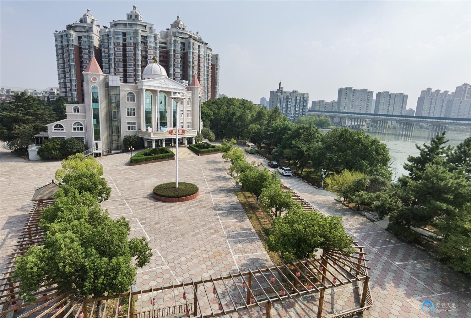 1629706836314015948.jpg 1629706836314015948.jpg