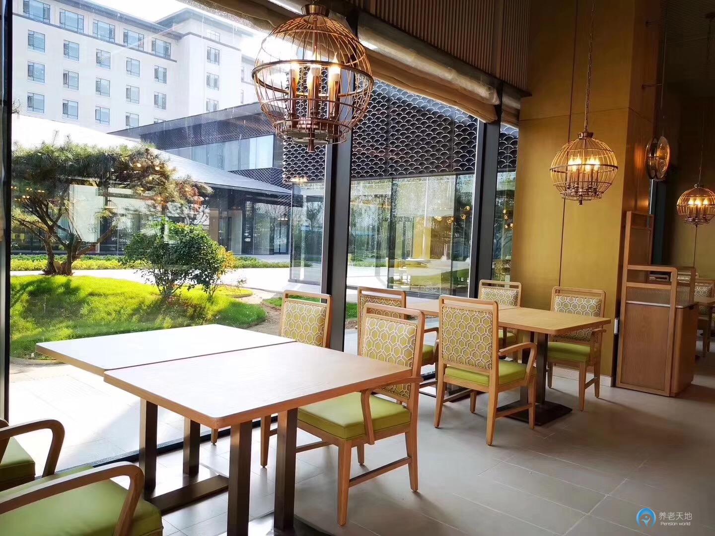 1629706938337028203.jpg 1629706938337028203.jpg