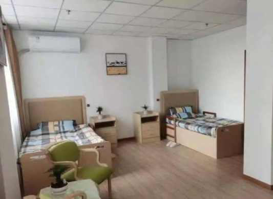 1666939472649008328.png 5.png