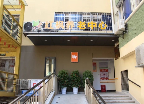 1702964286078038352.png 1.png